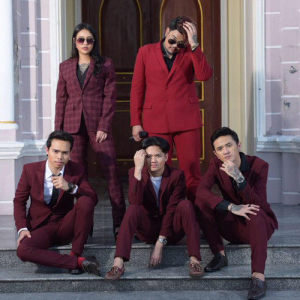 Jakkayan Avagaz ดาวน์โหลดและฟังเพลงฮิตจาก Jakkayan Avagaz