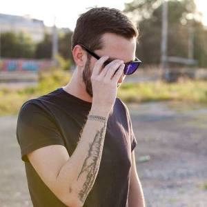 Crocy ดาวน์โหลดและฟังเพลงฮิตจาก Crocy
