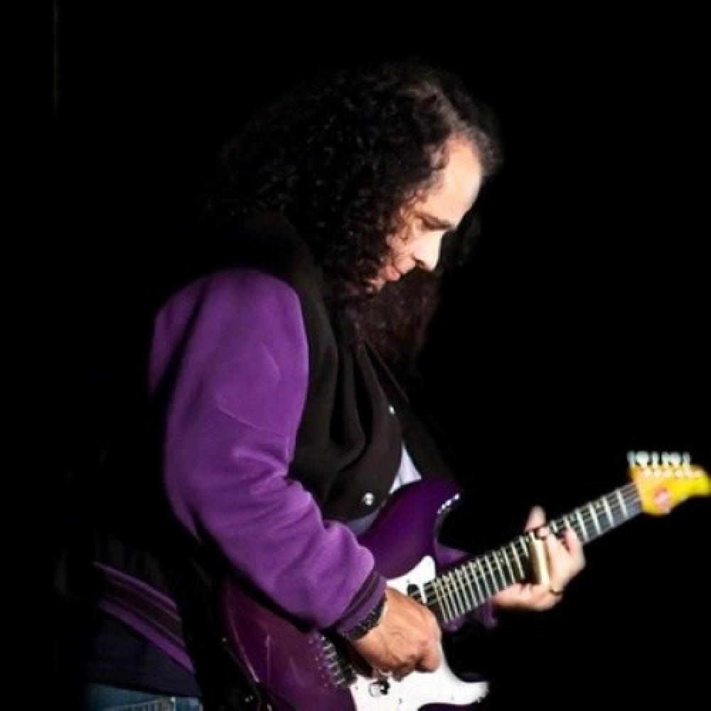 Bobby Messano