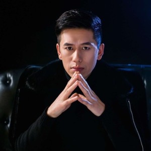 崔小笨 ดาวน์โหลดและฟังเพลงฮิตจาก 崔小笨