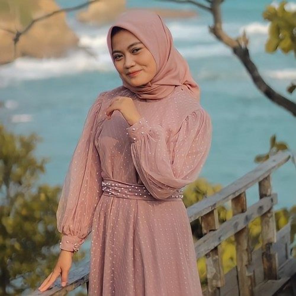Revina Alvira