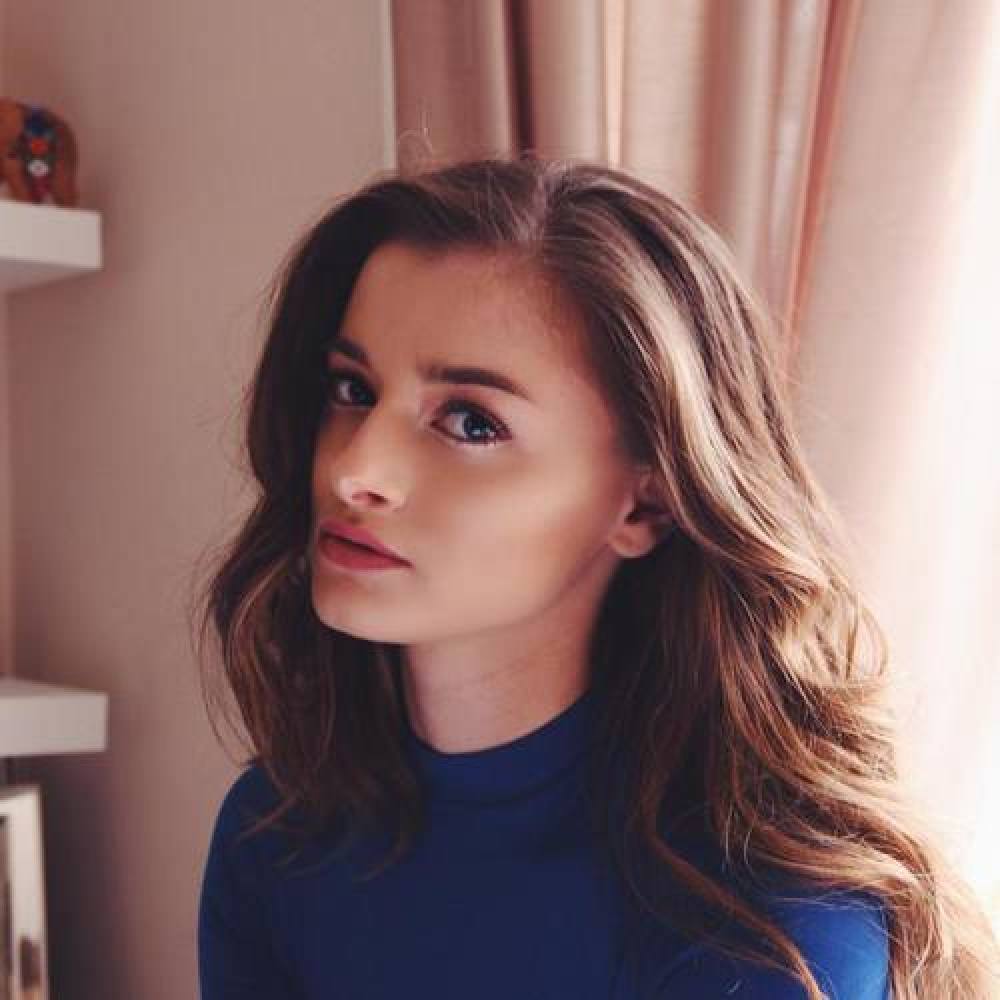 Clara Bond