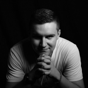 Tim Tailor ดาวน์โหลดและฟังเพลงฮิตจาก Tim Tailor