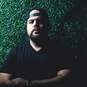 Chris Schambacher ดาวน์โหลดและฟังเพลงฮิตจาก Chris Schambacher