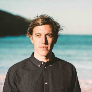 Nathan Ball ดาวน์โหลดและฟังเพลงฮิตจาก Nathan Ball