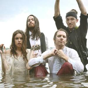 Skittish ดาวน์โหลดและฟังเพลงฮิตจาก Skittish