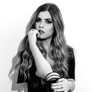 Tenille Arts ดาวน์โหลดและฟังเพลงฮิตจาก Tenille Arts