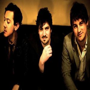 Parallel Lions ดาวน์โหลดและฟังเพลงฮิตจาก Parallel Lions