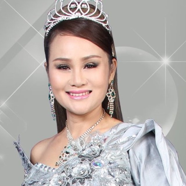 น้องใหม่ ท็อปไลน์