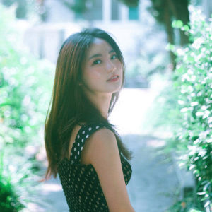 by me ดาวน์โหลดและฟังเพลงฮิตจาก by me