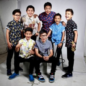 Super 7 ดาวน์โหลดและฟังเพลงฮิตจาก Super 7