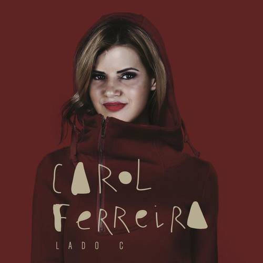 Carol Ferreira