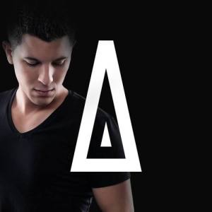 Menasso ดาวน์โหลดและฟังเพลงฮิตจาก Menasso