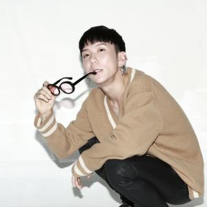 HWAJA ดาวน์โหลดและฟังเพลงฮิตจาก HWAJA
