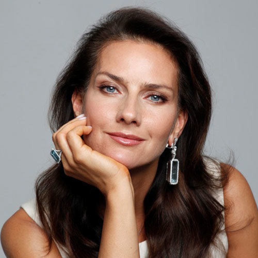 Елена Север