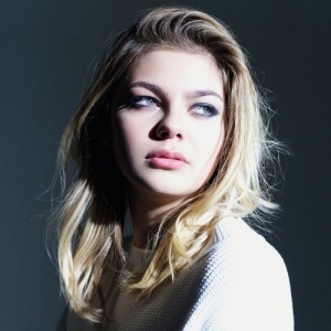 Louane ดาวน์โหลดและฟังเพลงฮิตจาก Louane