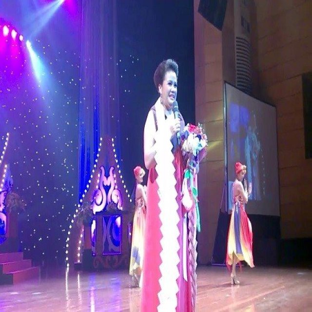 เดือนเพ็ญ อำนวยพร อาร์ สยาม