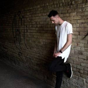 Jordan Schor ดาวน์โหลดและฟังเพลงฮิตจาก Jordan Schor