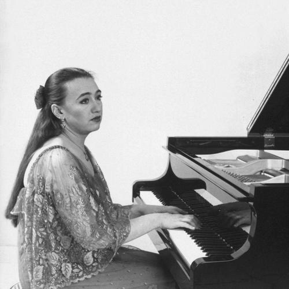 Victoria Postnikova