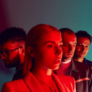 Hælos ดาวน์โหลดและฟังเพลงฮิตจาก Hælos