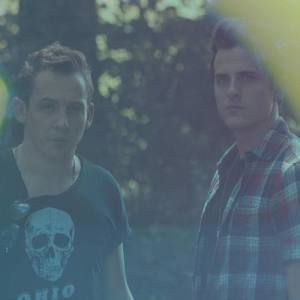 Smoke & Jackal ดาวน์โหลดและฟังเพลงฮิตจาก Smoke & Jackal