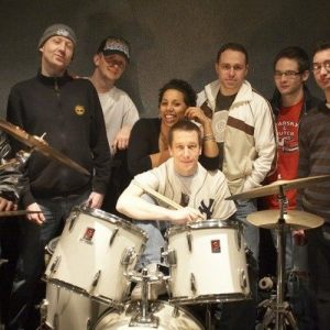 Funkshone ดาวน์โหลดและฟังเพลงฮิตจาก Funkshone