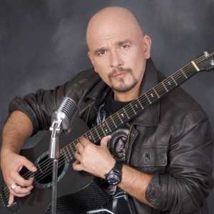 Сергей Трофимов ดาวน์โหลดและฟังเพลงฮิตจาก Сергей Трофимов