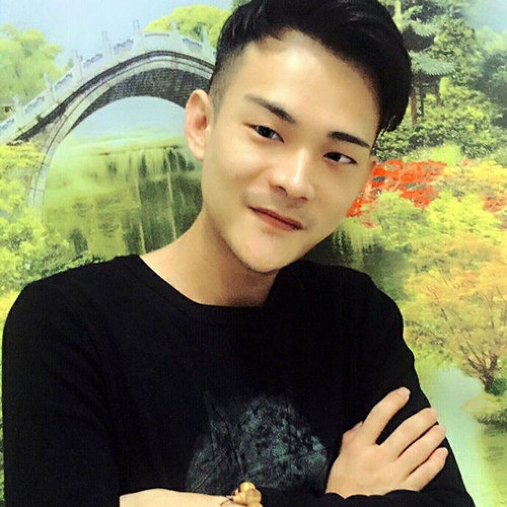 MC小肯