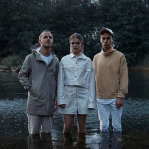 Ember Island ดาวน์โหลดและฟังเพลงฮิตจาก Ember Island