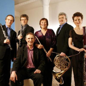 Nash Ensemble ดาวน์โหลดและฟังเพลงฮิตจาก Nash Ensemble