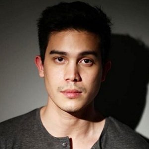 ซันนี่ สุวรรณเมธานนท์ ดาวน์โหลดและฟังเพลงฮิตจาก ซันนี่ สุวรรณเมธานนท์
