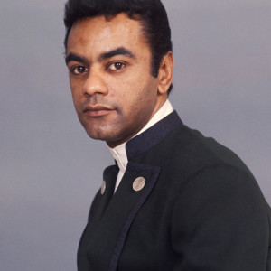 Johnny Mathis ดาวน์โหลดและฟังเพลงฮิตจาก Johnny Mathis