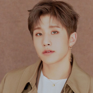 JINJIN (ASTRO) ดาวน์โหลดและฟังเพลงฮิตจาก JINJIN (ASTRO)