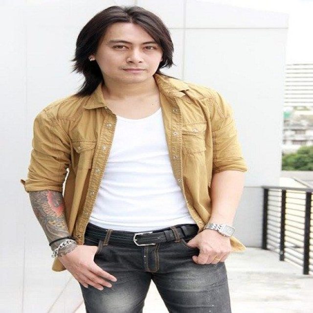 เบียร์ วรวุธ อาร์ สยาม