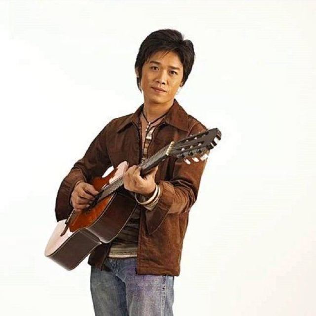 ยิว คนเขียนเพลง