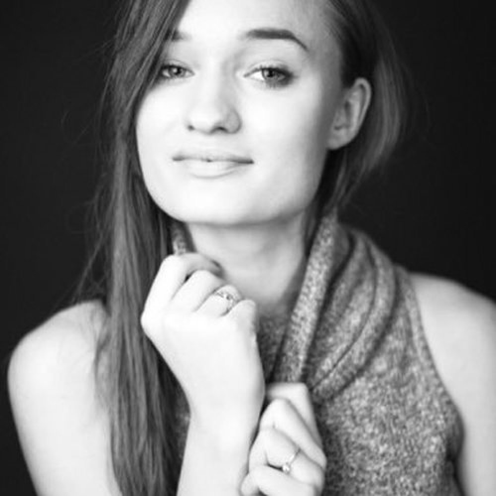 Diana Gloster