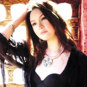 Annita ดาวน์โหลดและฟังเพลงฮิตจาก Annita