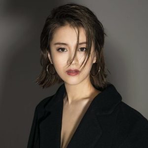 李嘉格 ดาวน์โหลดและฟังเพลงฮิตจาก 李嘉格