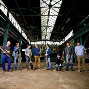 New Trombone Collective ดาวน์โหลดและฟังเพลงฮิตจาก New Trombone Collective
