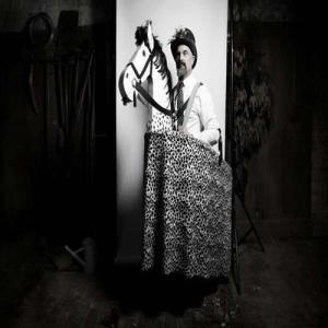 Adrian Corker ดาวน์โหลดและฟังเพลงฮิตจาก Adrian Corker