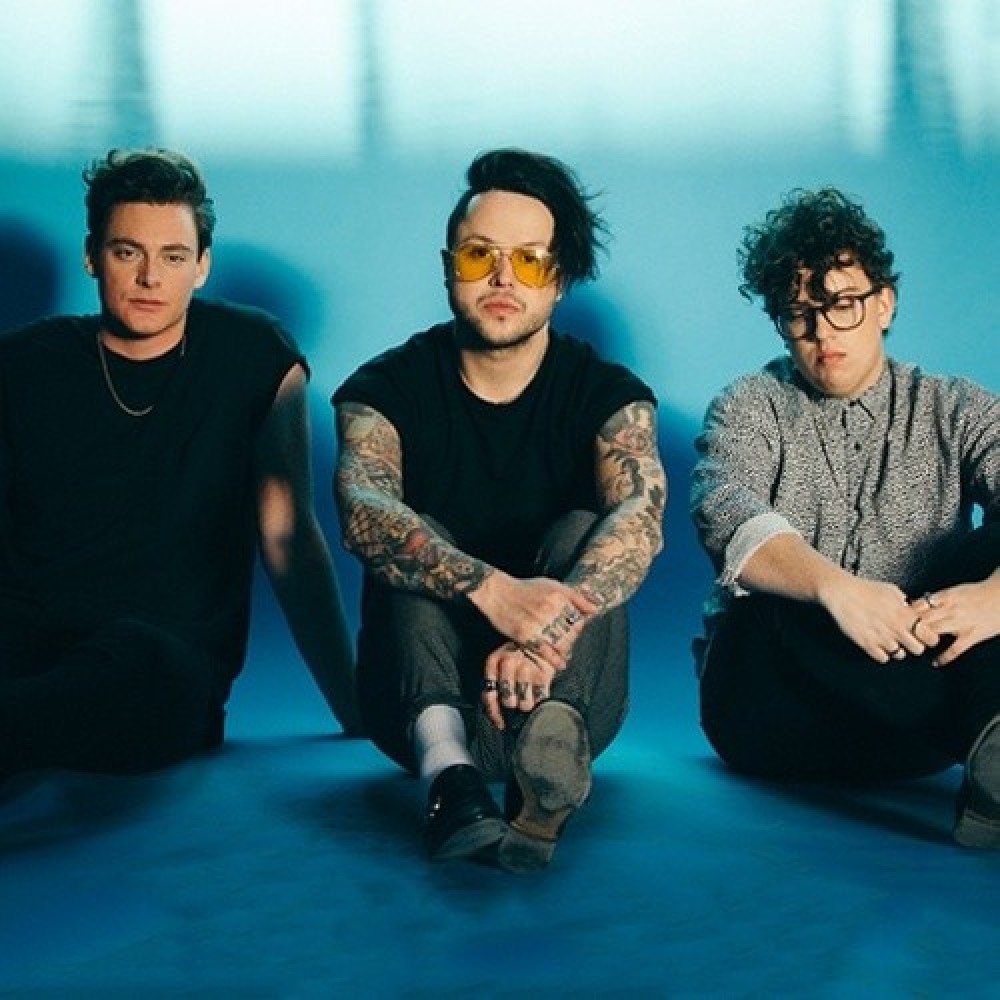 lovelytheband