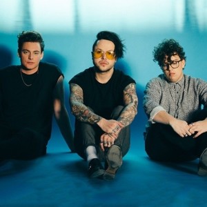 lovelytheband ดาวน์โหลดและฟังเพลงฮิตจาก lovelytheband