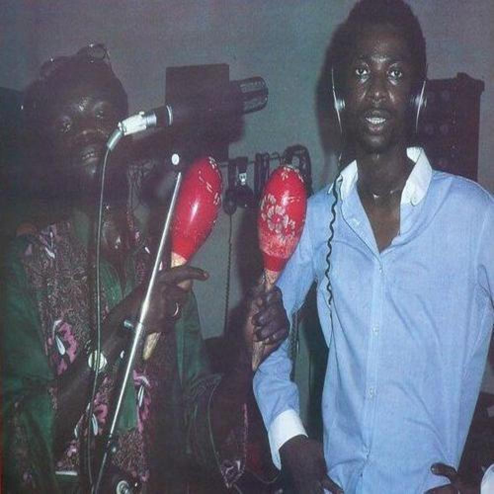 Absa Gueye (feat. Youssou N'Dour)