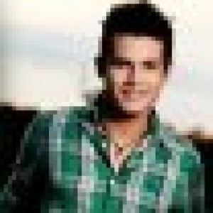 Israel Novaes ดาวน์โหลดและฟังเพลงฮิตจาก Israel Novaes