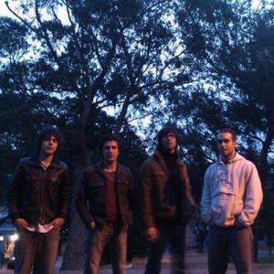 Los Oxford ดาวน์โหลดและฟังเพลงฮิตจาก Los Oxford