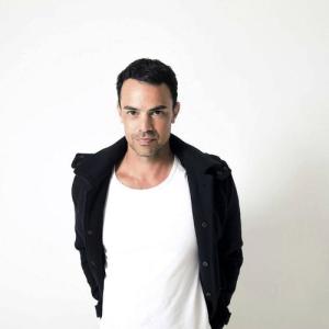 Lance Ferguson ดาวน์โหลดและฟังเพลงฮิตจาก Lance Ferguson