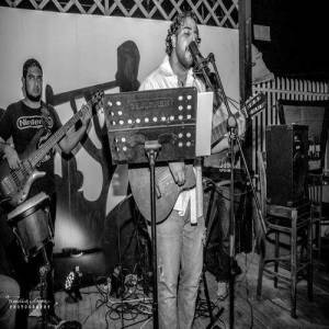 Siyei ดาวน์โหลดและฟังเพลงฮิตจาก Siyei