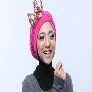 Chiki Fawzi ดาวน์โหลดและฟังเพลงฮิตจาก Chiki Fawzi