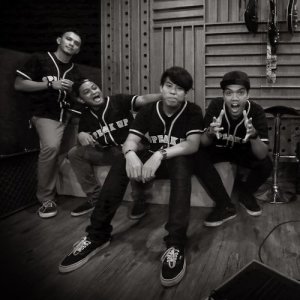 Speak Up ดาวน์โหลดและฟังเพลงฮิตจาก Speak Up