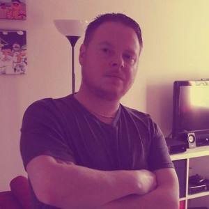 Alastair Pursloe ดาวน์โหลดและฟังเพลงฮิตจาก Alastair Pursloe